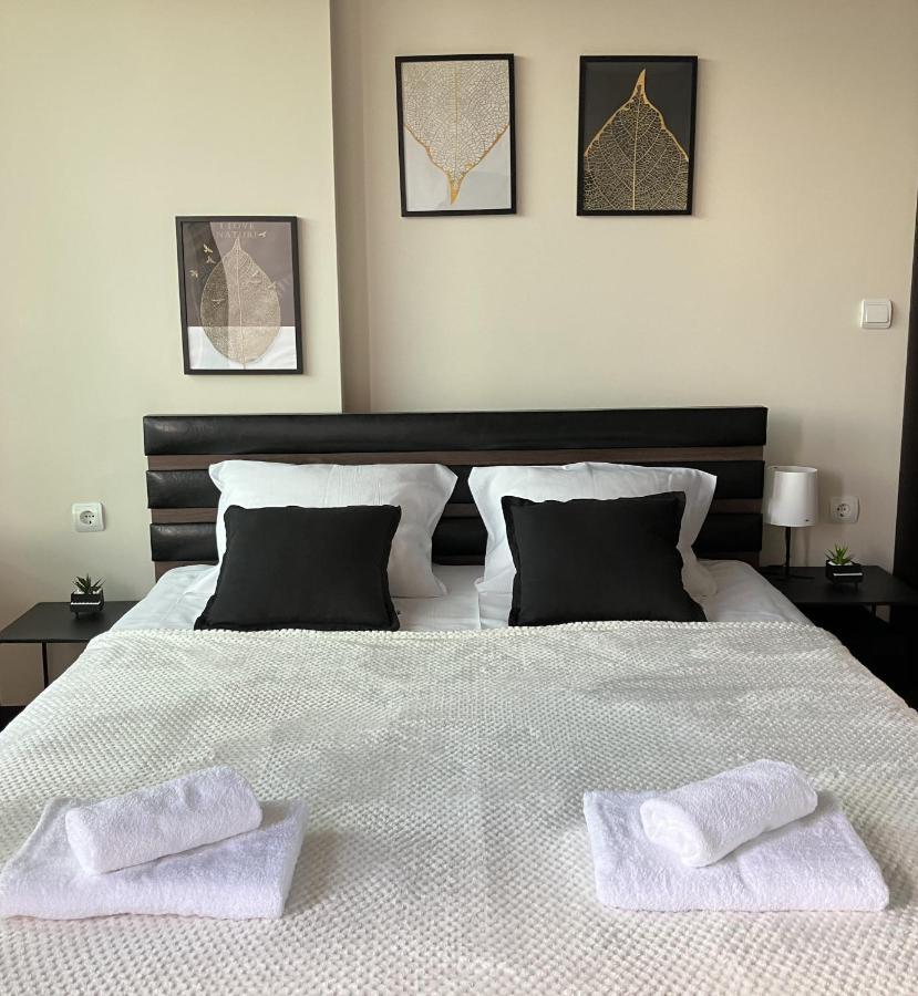 Tarnovo Studios City Center Veliko Tărnovo Exteriör bild