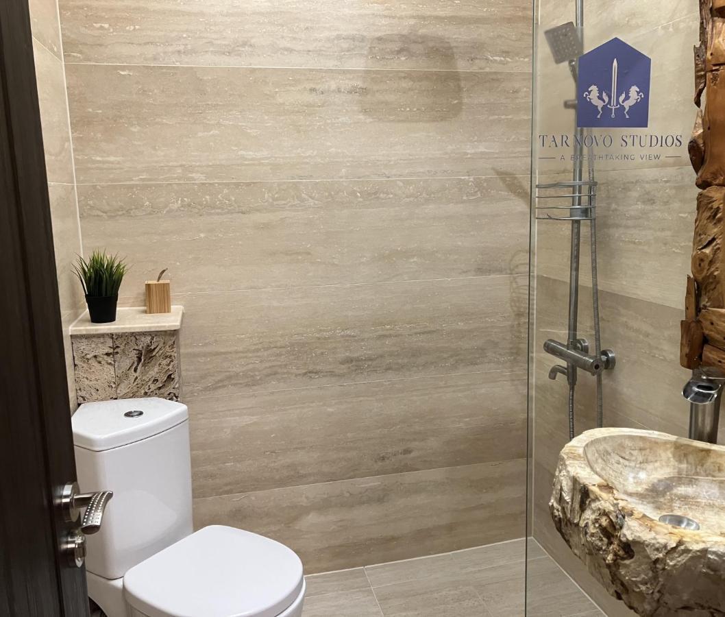 Tarnovo Studios City Center Veliko Tărnovo Exteriör bild