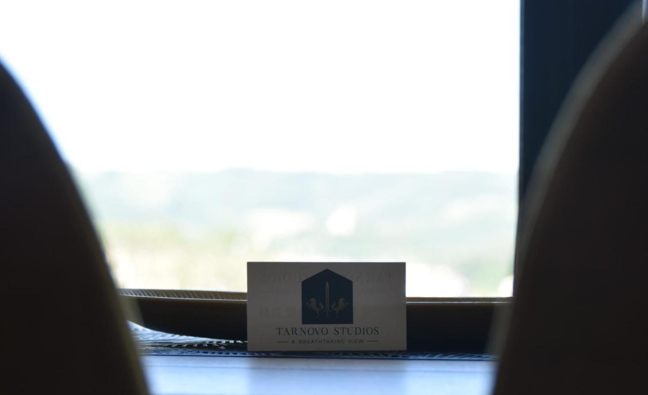 Tarnovo Studios City Center Veliko Tărnovo Exteriör bild