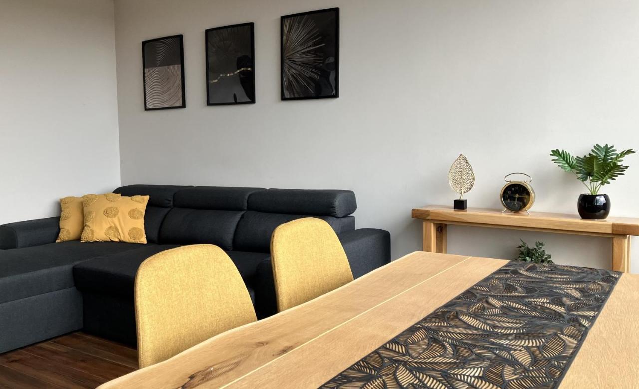 Tarnovo Studios City Center Veliko Tărnovo Exteriör bild