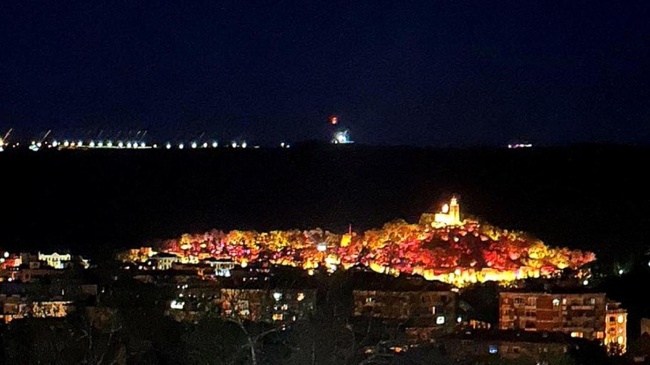 Tarnovo Studios City Center Veliko Tărnovo Exteriör bild