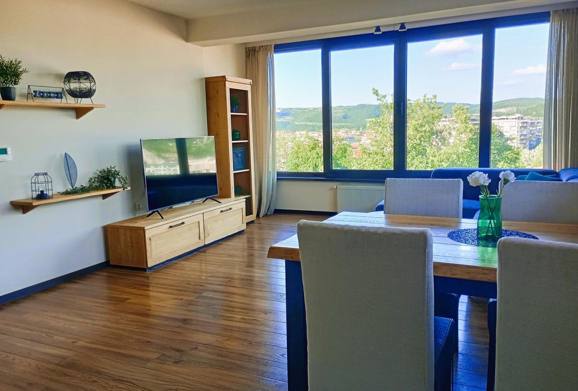 Tarnovo Studios City Center Veliko Tărnovo Exteriör bild