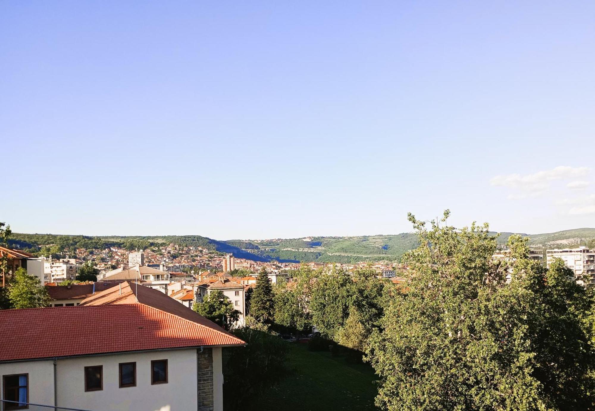 Tarnovo Studios City Center Veliko Tărnovo Exteriör bild
