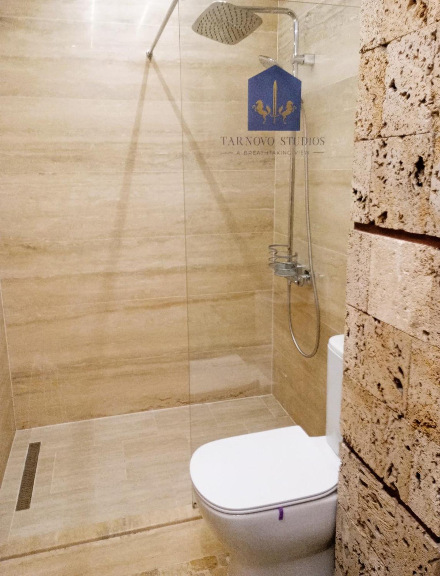 Tarnovo Studios City Center Veliko Tărnovo Exteriör bild