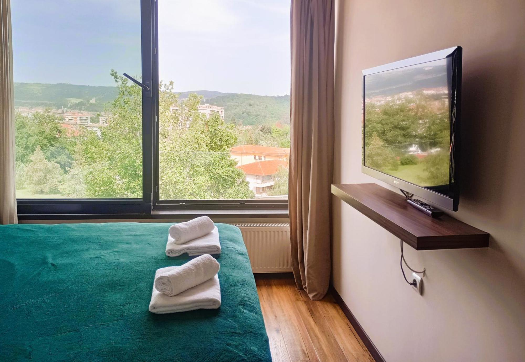 Tarnovo Studios City Center Veliko Tărnovo Exteriör bild